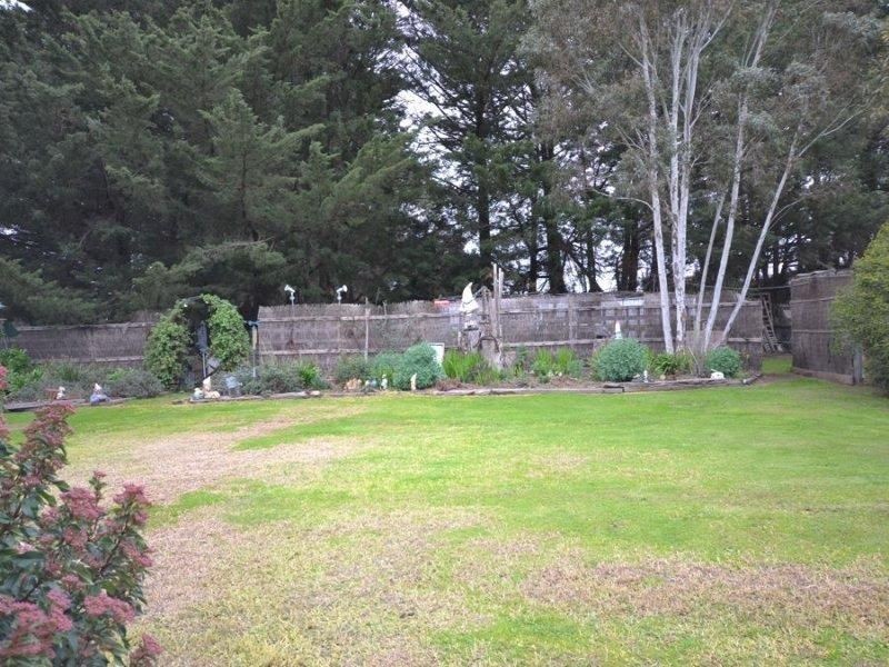 28 Brown Street, Lismore VIC 3324