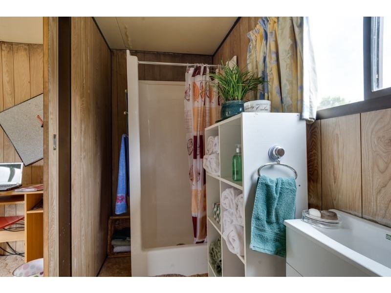 2 Russell Street, Lethbridge VIC 3332