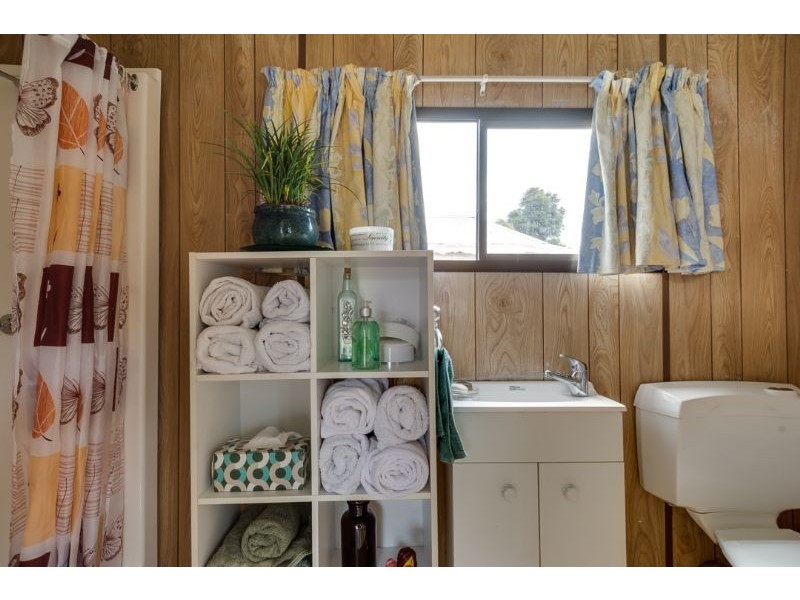 2 Russell Street, Lethbridge VIC 3332