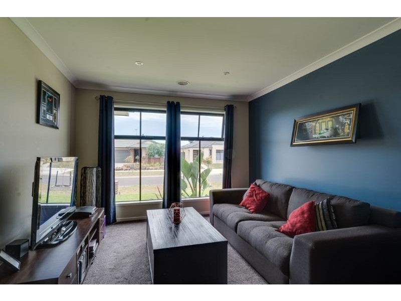 8 Yoorok Drive, Lara VIC 3212