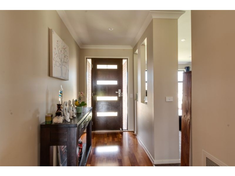 8 Yoorok Drive, Lara VIC 3212
