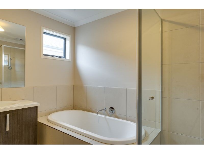 8 Yoorok Drive, Lara VIC 3212