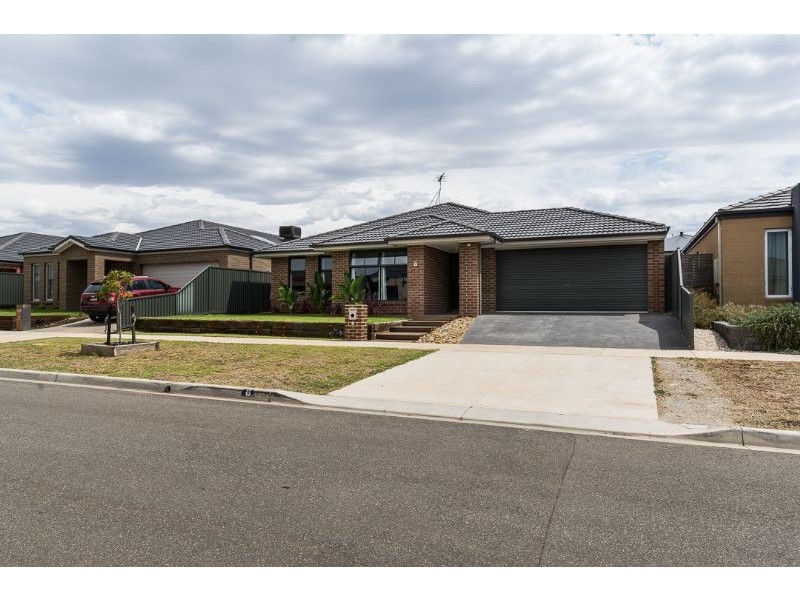 8 Yoorok Drive, Lara VIC 3212
