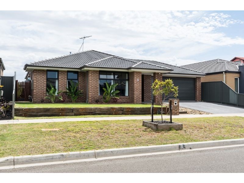 8 Yoorok Drive, Lara VIC 3212