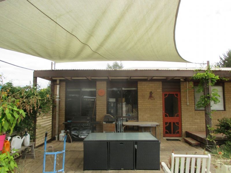 12 Douglas Court, Bannockburn VIC 3331