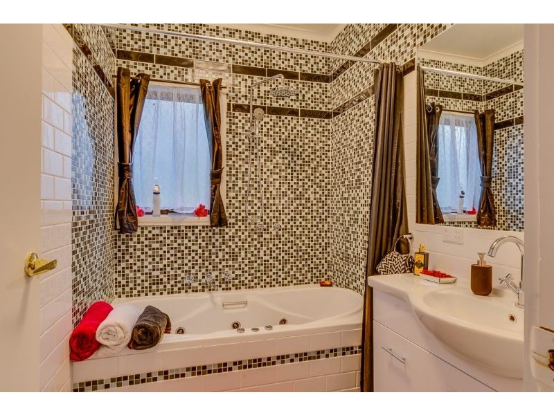 1 Riverview Road, Inverleigh VIC 3321