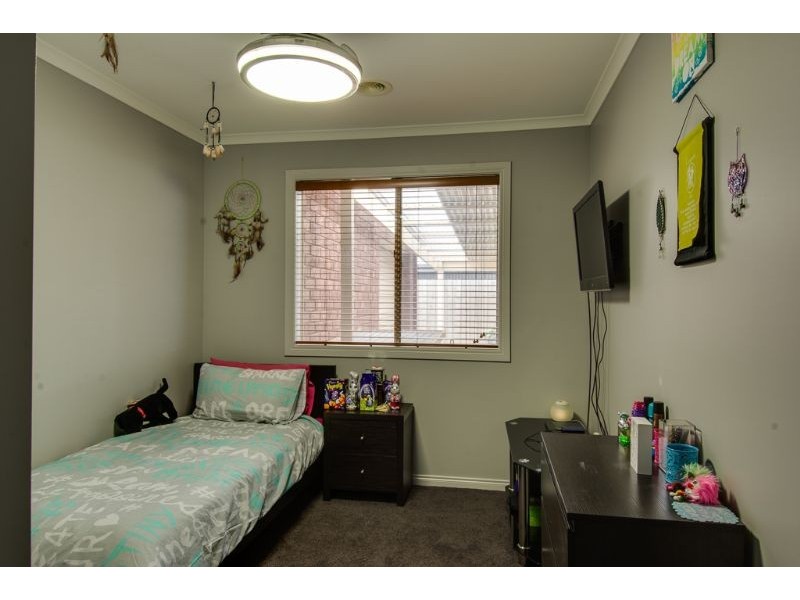 8 Genista Court, Corio VIC 3214