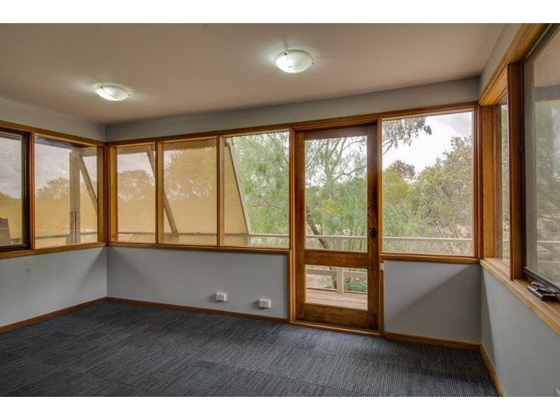 2959 Midland Highway, Lethbridge VIC 3332