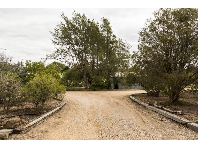 2959 Midland Highway, Lethbridge VIC 3332