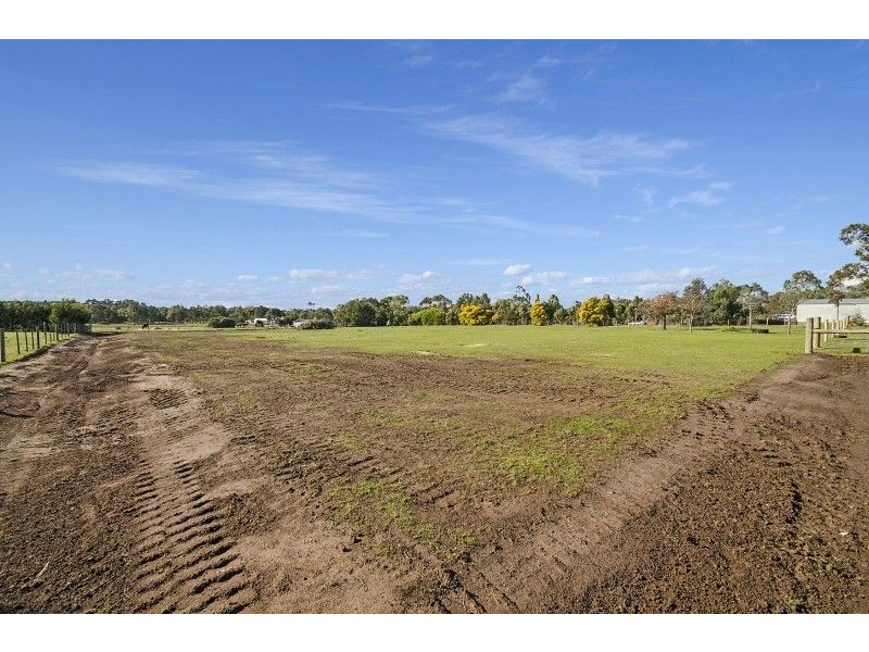 1070 Bannockburn-Shelford Road, Teesdale VIC 3328