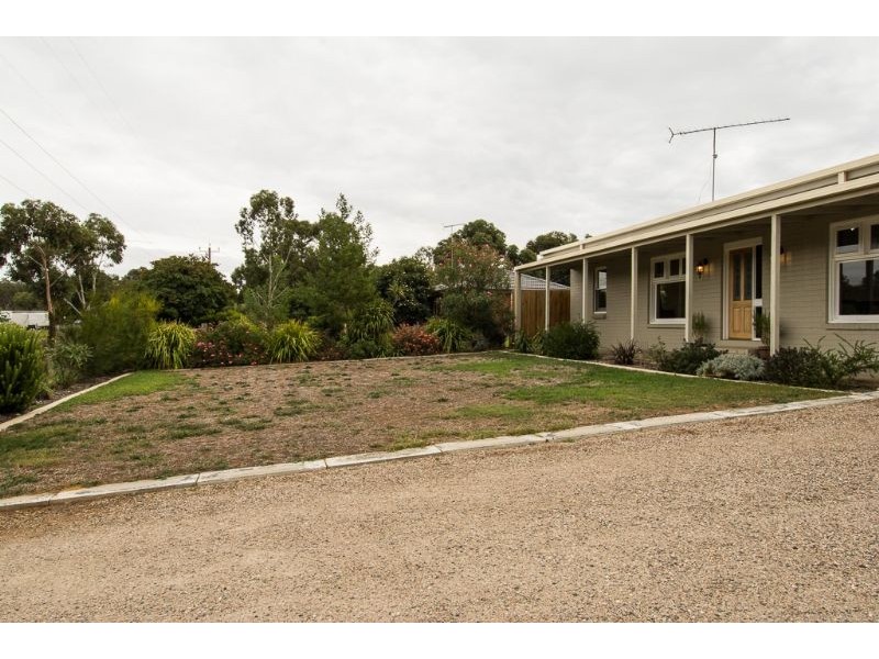 1132 Bannockburn Shelford Road, Teesdale VIC 3328