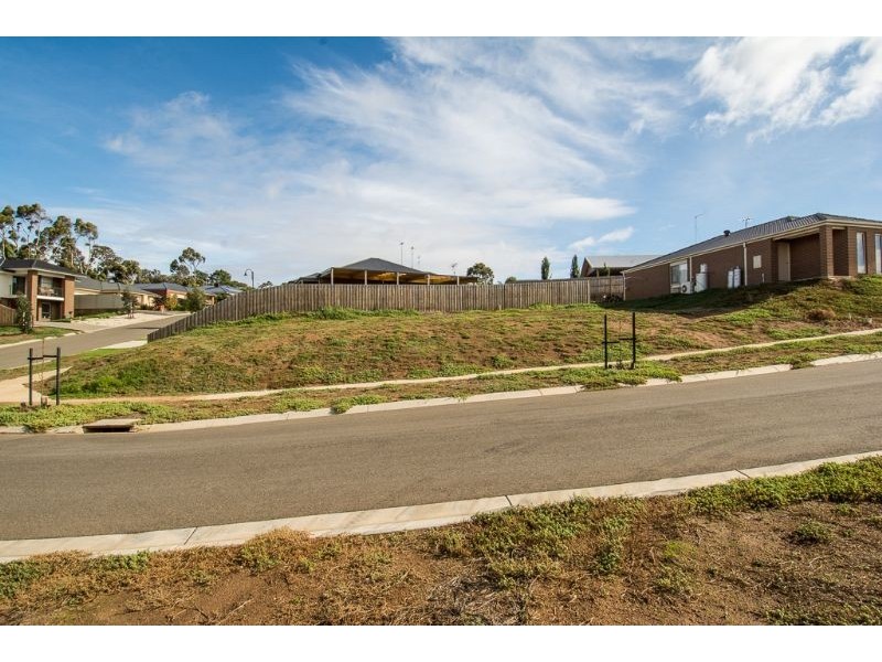 17 Willowbrae Way, Bannockburn VIC 3331