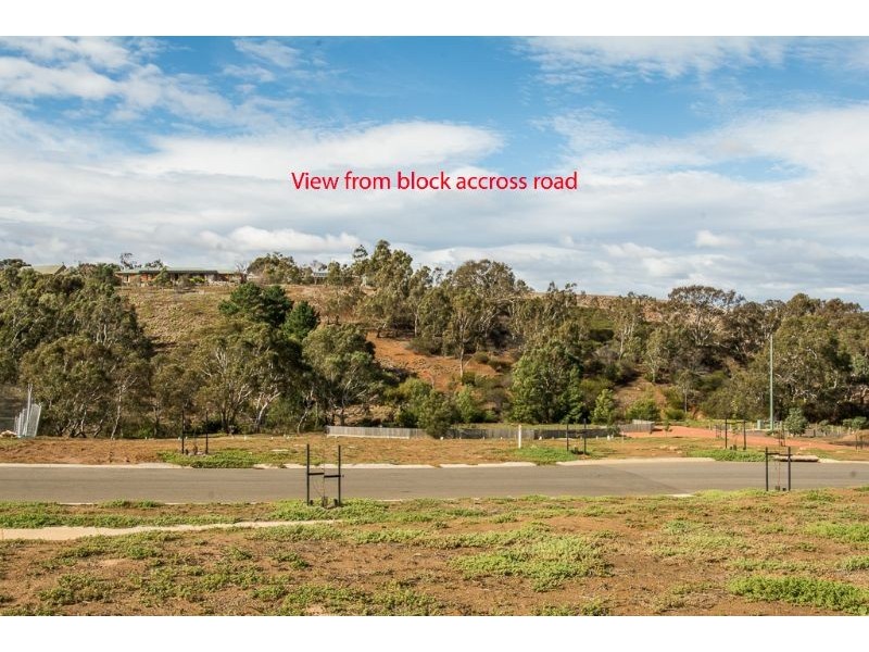 17 Willowbrae Way, Bannockburn VIC 3331