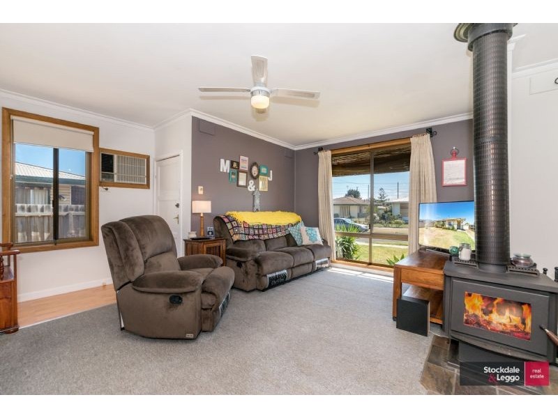 44 Waitara Grove, Norlane VIC 3214