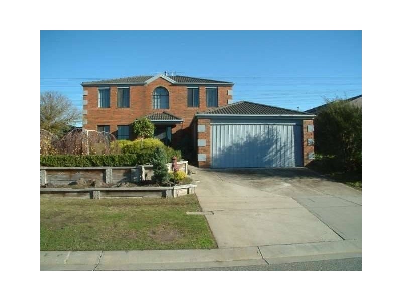 6 Springvalley Way, Narre Warren VIC 3805