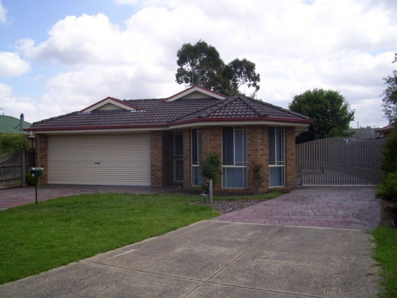 13 Onyx Court, Narre Warren VIC 3805