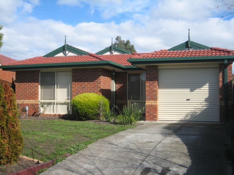 12 Riddleston Court, Narre Warren VIC 3805