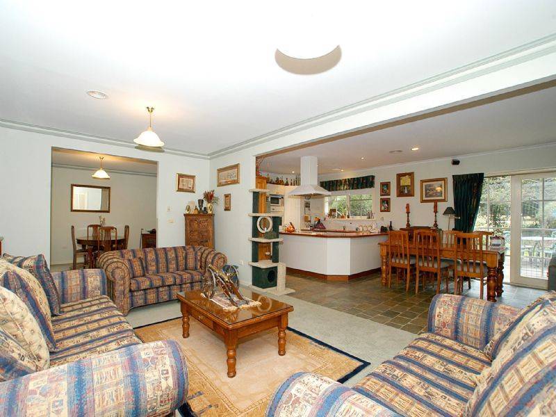 224 Harkaway Road, Harkaway VIC 3806