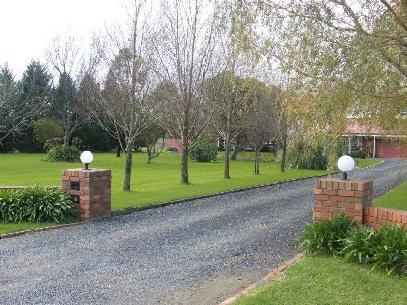 26 Jacques Road, Narre Warren North VIC 3804