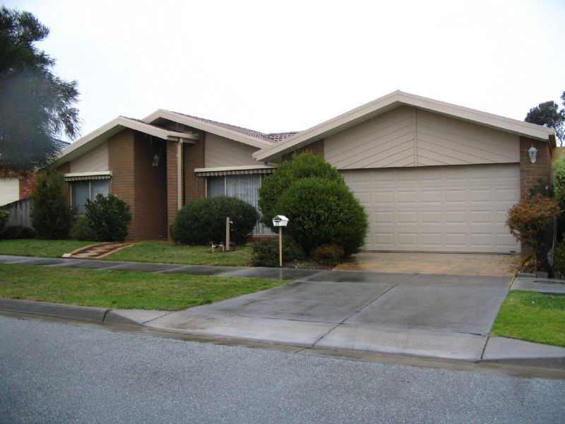 25 Godwin Avenue, Narre Warren VIC 3805