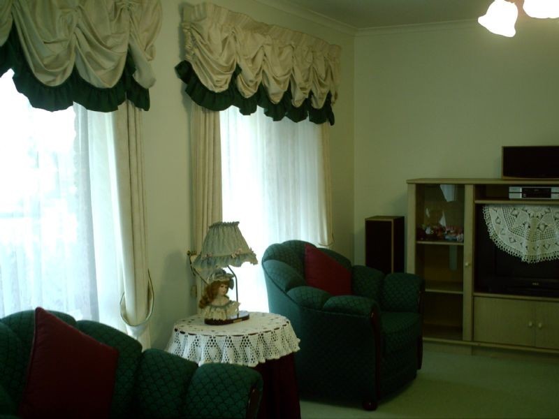 85 Avebury Drive, Berwick VIC 3806