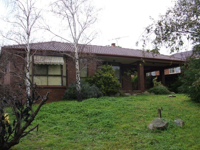 6 Mikkell Court, Pakenham VIC 3810