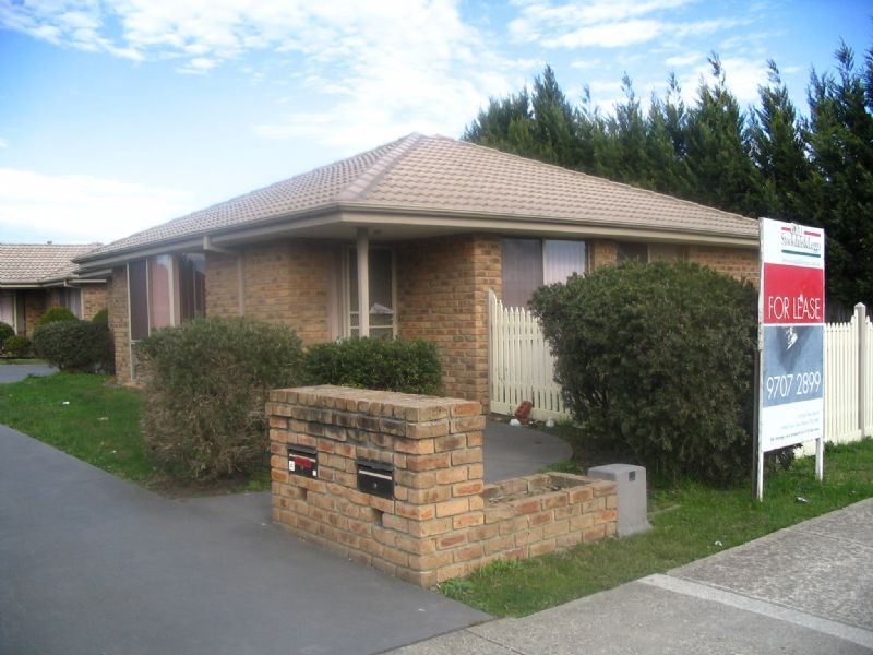 1/15 Josephine Avenue, Narre Warren VIC 3805