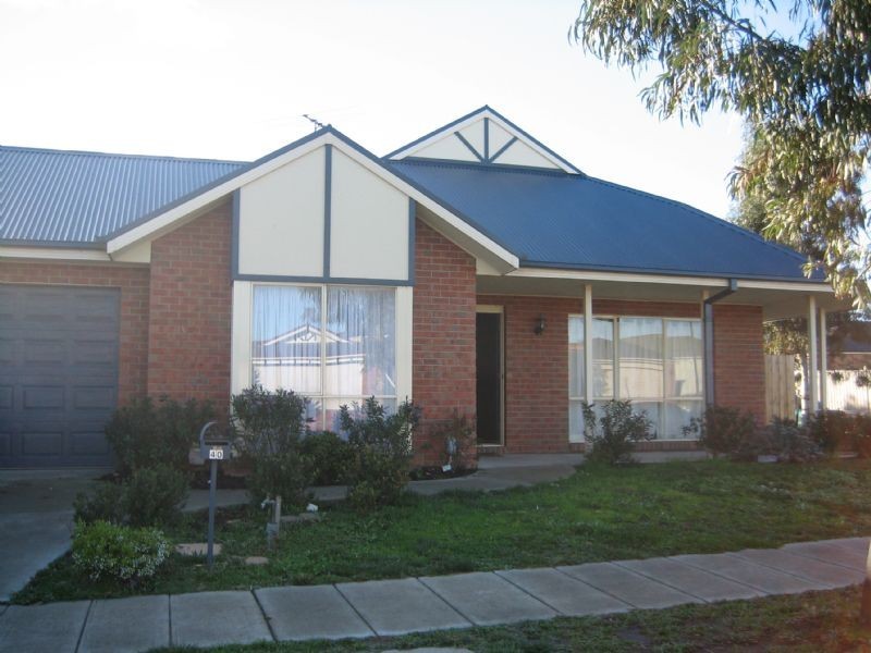 40 Cato Parkway, Lynbrook VIC 3975