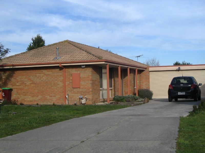 3 Benny Place, Berwick VIC 3806