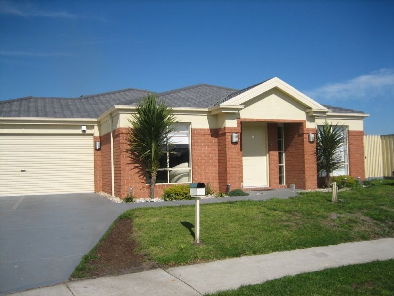 111 Moondarra Drive, Berwick VIC 3806
