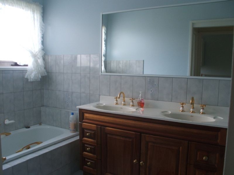 Narre Warren North VIC 3804