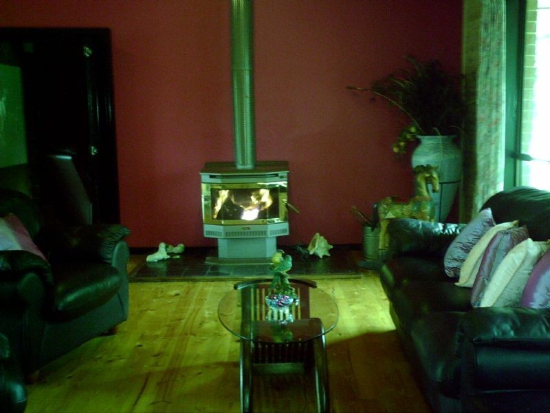 305 Belgrave Hallam Road, Narre Warren North VIC 3804