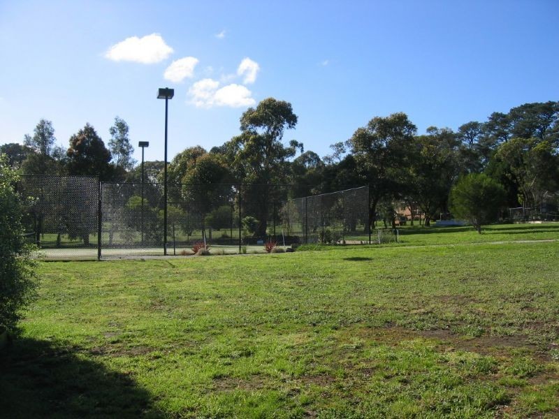 305 Belgrave Hallam Road, Narre Warren North VIC 3804