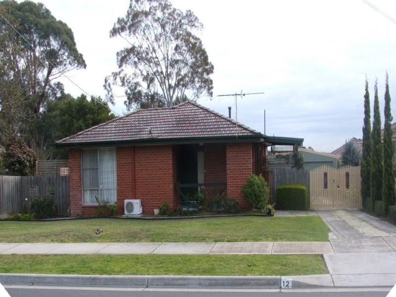 12 Stewart Avenue, Narre Warren VIC 3805