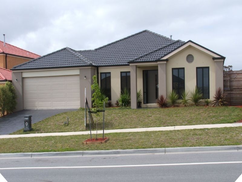24 NORWEGIAN WAY , Narre Warren South VIC 3805