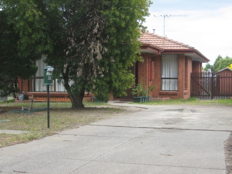 16 Theodore Terrace, Berwick VIC 3806