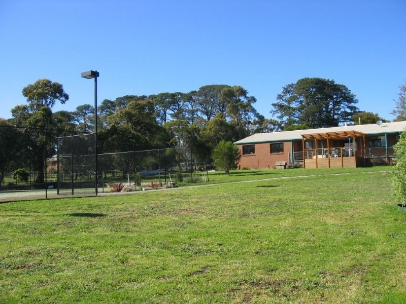 305  Belgrave Hallam Road, Narre Warren North VIC 3804