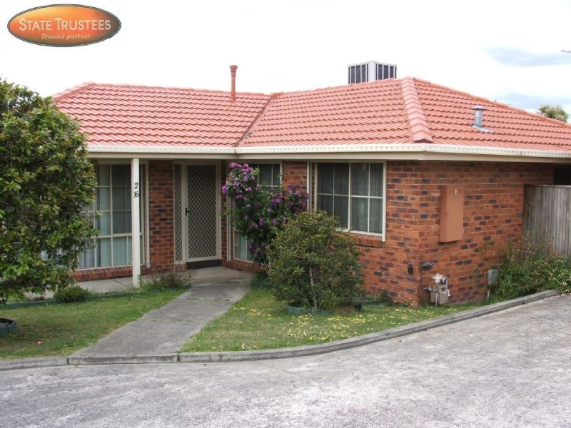 2/16 BLACKWOOD DRIVE, Narre Warren VIC 3805