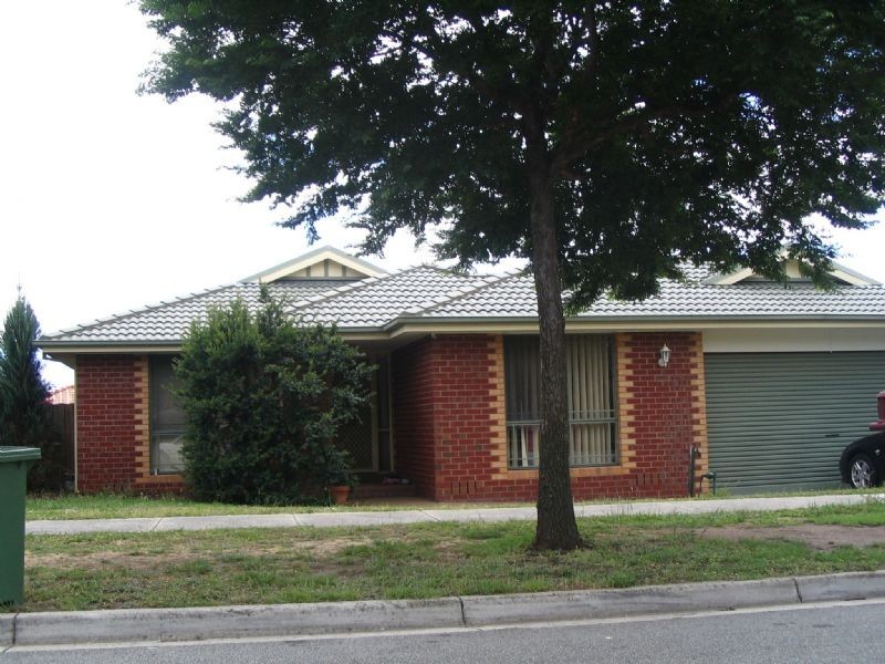 44 Ardblair Terrace, Narre Warren VIC 3805