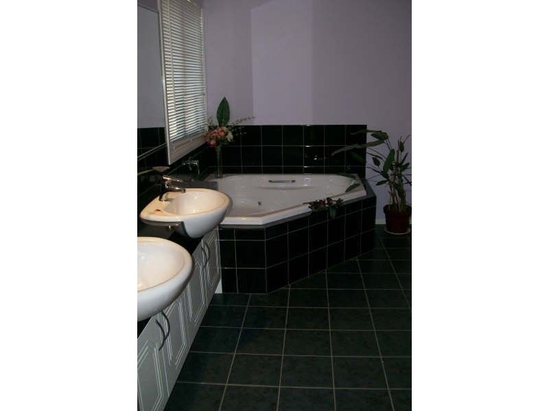 Narre Warren VIC 3805