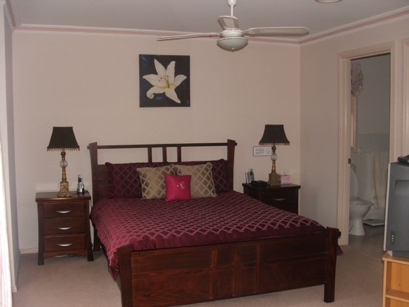 Narre Warren South VIC 3805