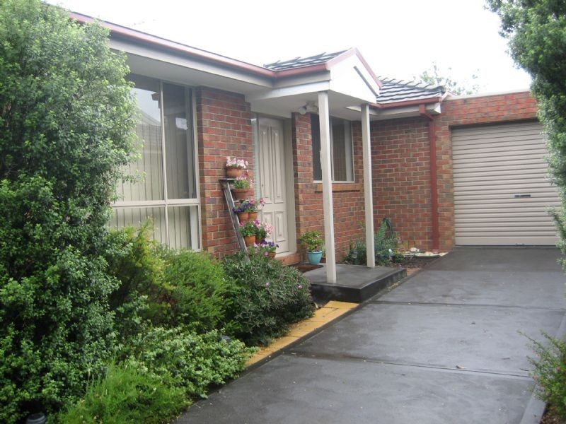 2/56 Amber Crescent, Narre Warren VIC 3805