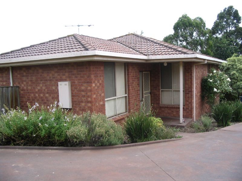 1/12 Maryn Close, Berwick VIC 3806