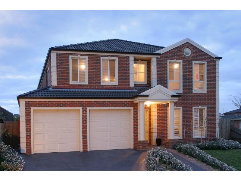 2 Pevensey Drive, Narre Warren VIC 3805