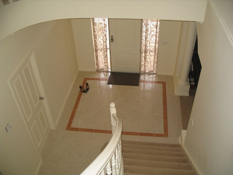 8 McNair Court, Berwick VIC 3806