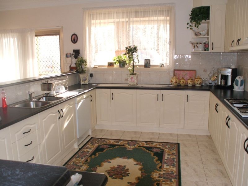 35 RYELANDS DRIVE, Narre Warren VIC 3805