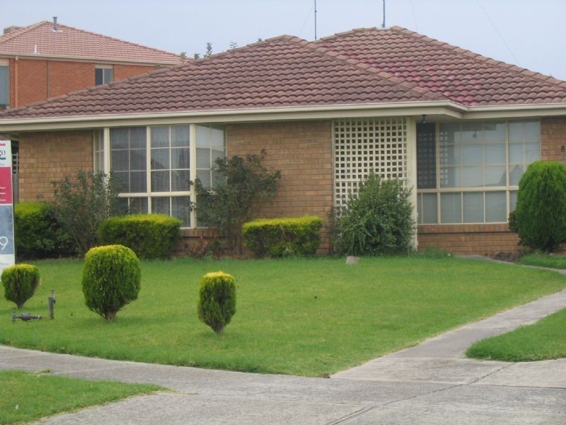 8 Bogong Close, Hallam VIC 3803