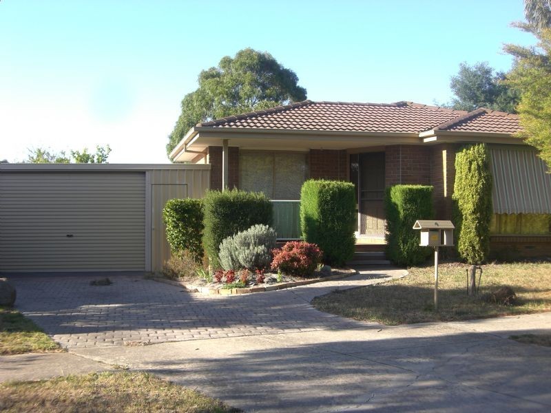 4 Nullica Court, Berwick VIC 3806