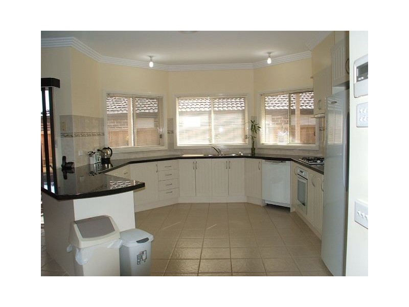 Narre Warren South VIC 3805