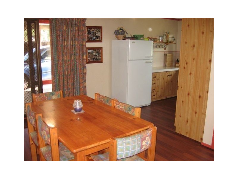 12 WOODLANDS CRESCENT, Narre Warren VIC 3805